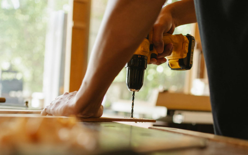 9 Power Tool Mistakes Beginners Make That Silently Ruin Their Projects and How to Avoid Every One