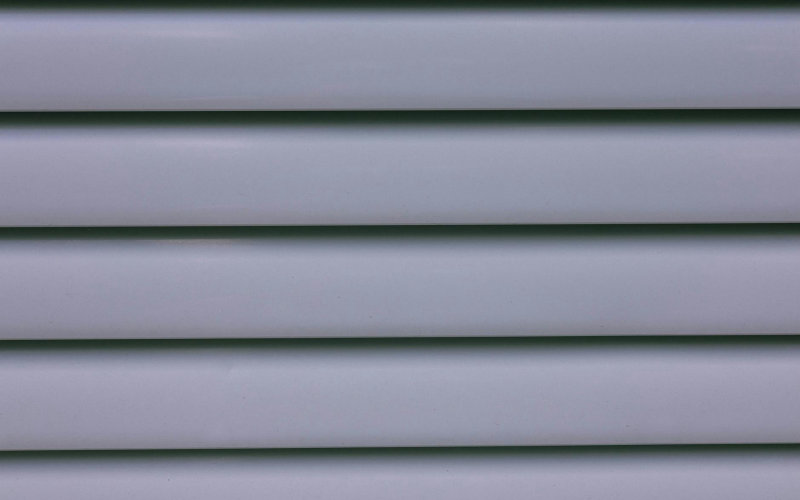 How to Clean Vinyl Siding